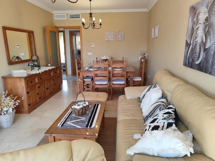 Penthouse Paradiso: 2Br Oasis In Casares Del Sol 외부 사진