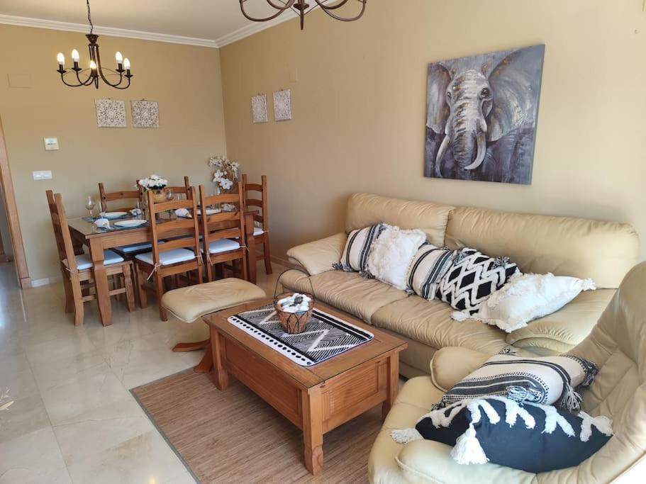 Penthouse Paradiso: 2Br Oasis In Casares Del Sol 외부 사진